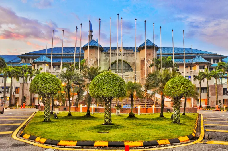 International Islamic University Malaysia (IIUM)